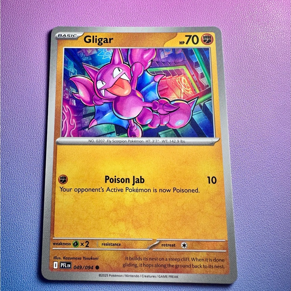 gligar - 049/094 (common) — pokemon: phantasmal flames